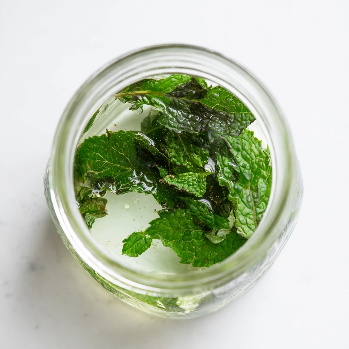 Please provide the German translation for the following 3 ALT image texts: